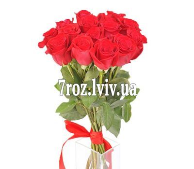 15 червоних імпортних троянд