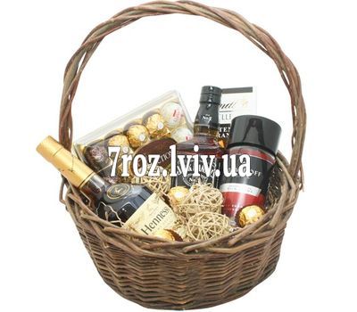 Подарункова корзина преміум класу