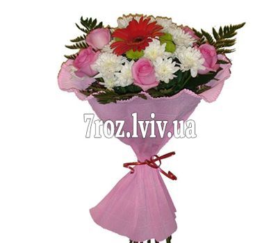 Букет із 7 троянд, 3 хризантем і 1 гербери