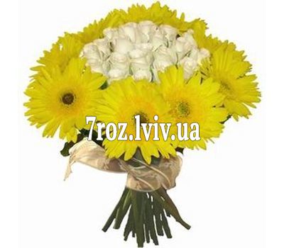 Букет квітів із 21 троянда і 10 гербер