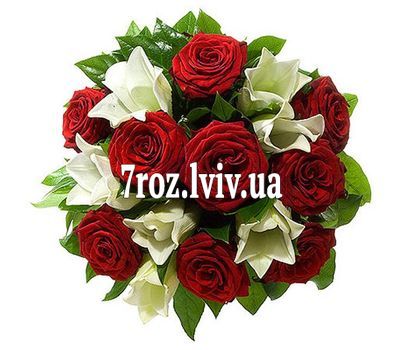 Букет квітів із троянд і білих лілії
