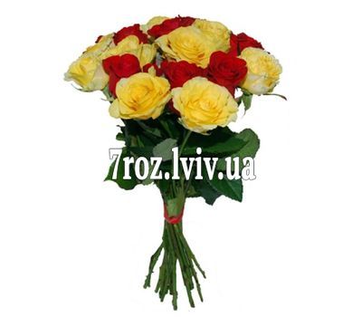 Букет із 13 жовтих і червоних троянд