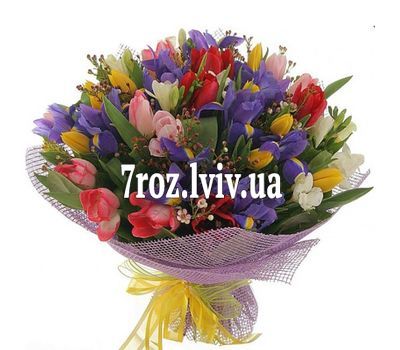 Букет из 21 тюльпана и 14 ирисов